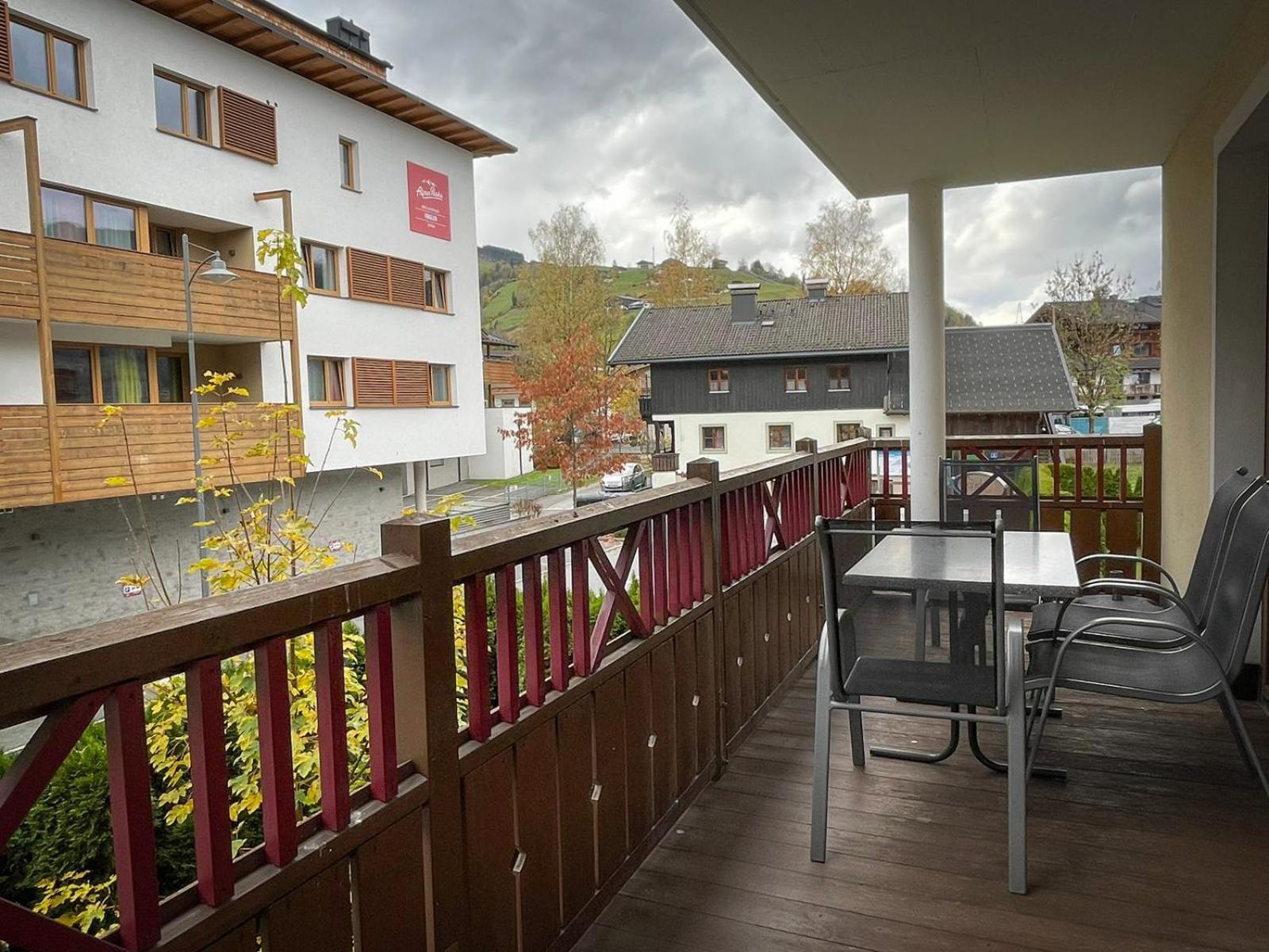 Ski & Golf Apartments By Kaprun Rentals Екстер'єр фото